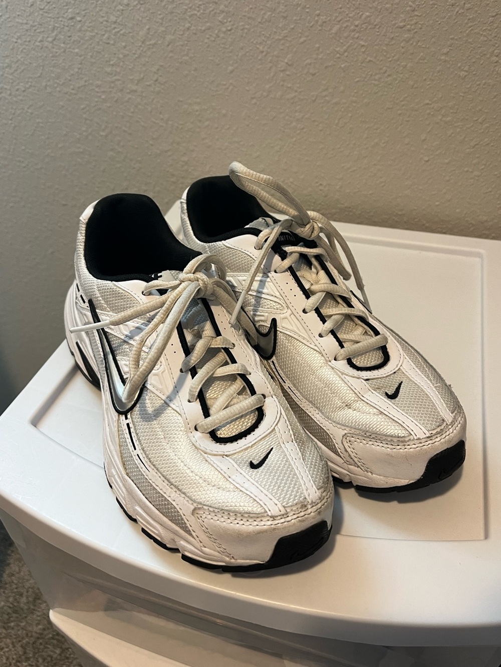 Nike Initiator